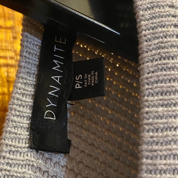 Dynamite grey sweater , size small - Picture 3 of 3